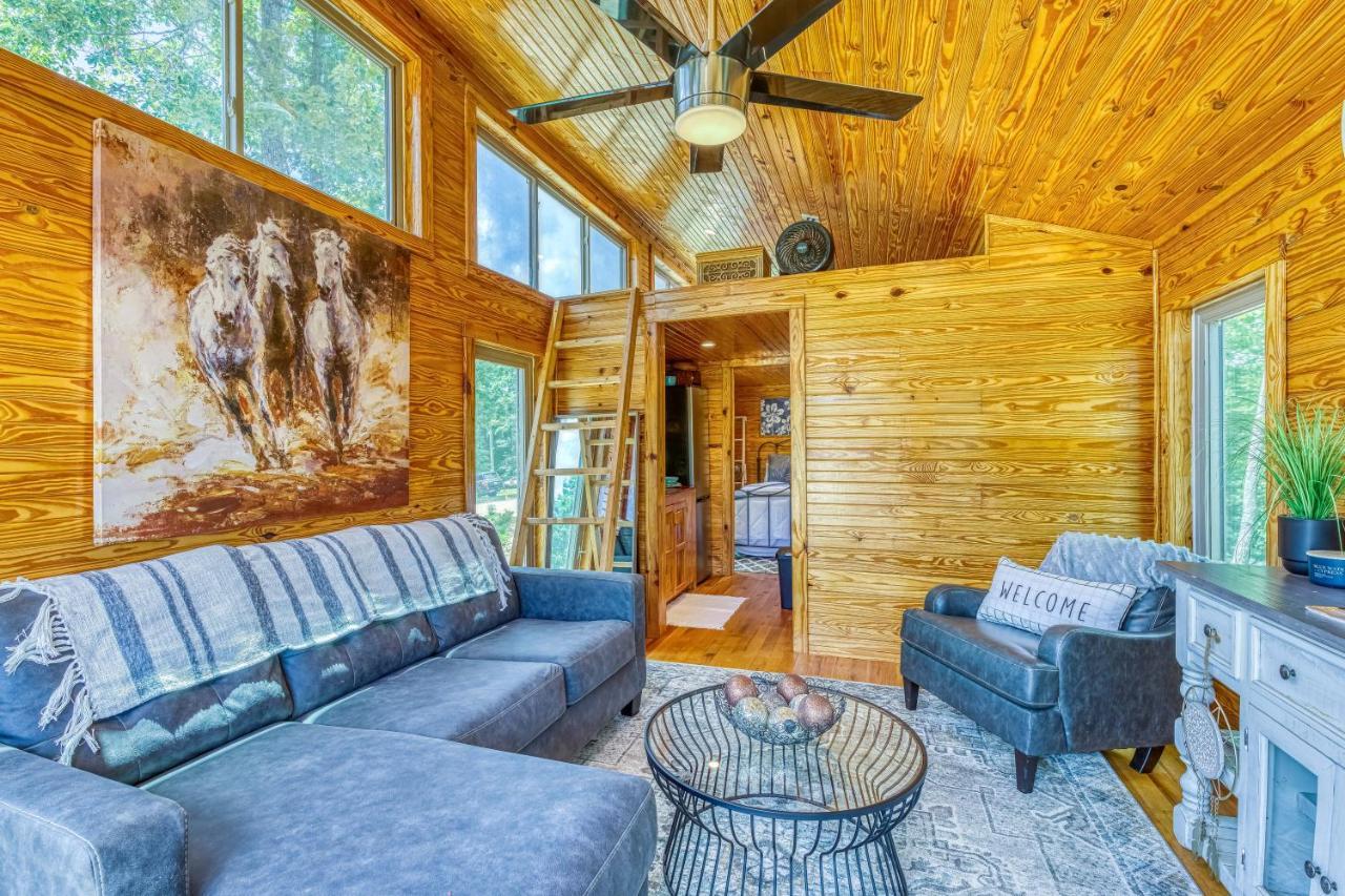 The Gemini-A Dreamy, Waterfront Tiny Cabin Rogersville Esterno foto